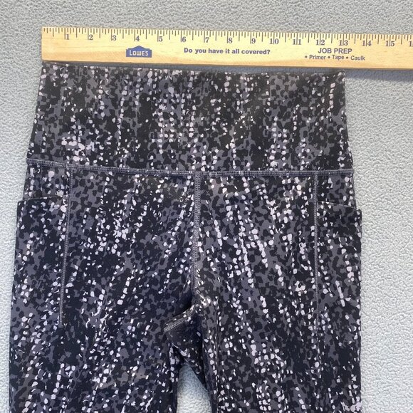 Athleta Capri Leggings Black/White Women's Size Size S/P,Pockets,Athletic - Picture 4 of 9